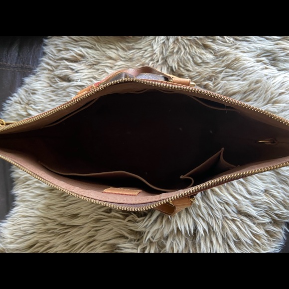 Louis Vuitton Palermo PM - Picture 11 of 16